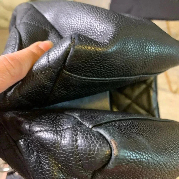 CHANEL Authentic Caviar GST 13" Grand Shopping Tote Bag w/Silver Hardware - Picture 13 of 16